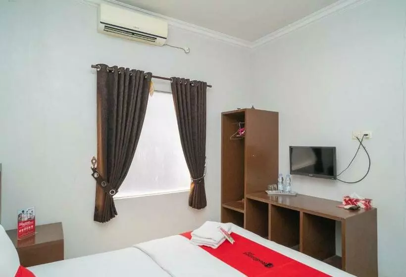 ホテル Reddoorz Syariah Near Tugu Dodol Kandangan