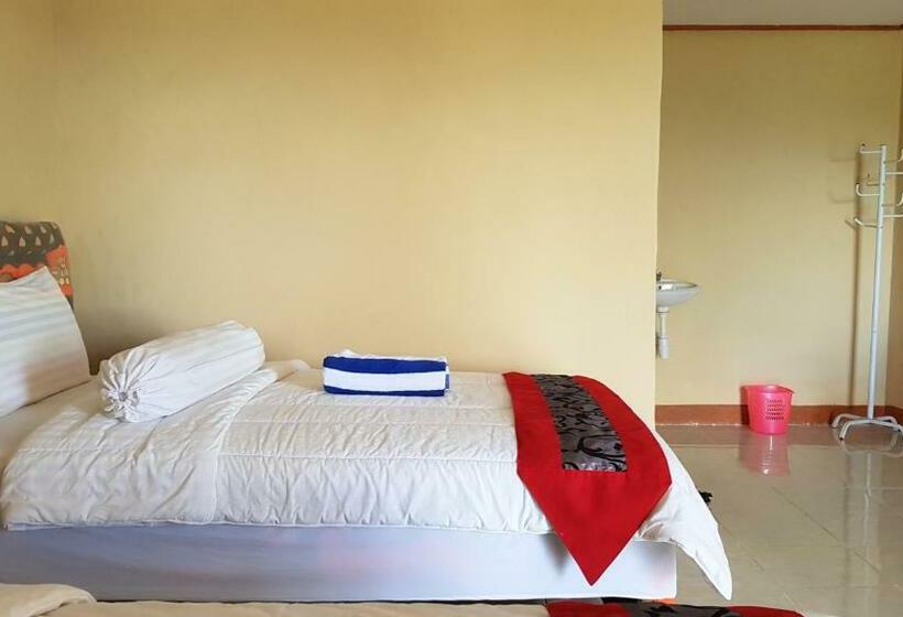 호텔 Villa Alam Flores Mbohang Ruteng Mitra Reddoorz