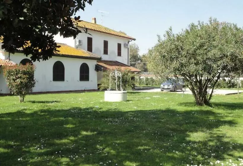 پانسیون B&b Tenuta Di Vado Piano Nella Selva Di Circe