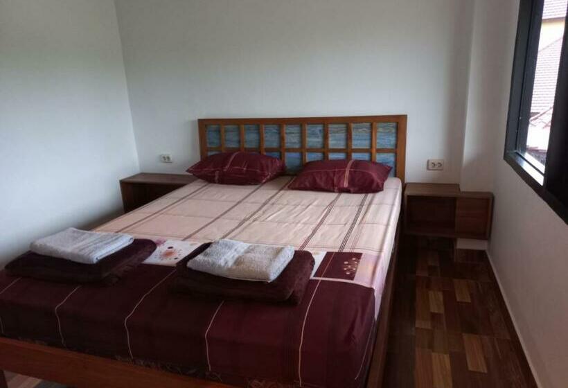 פנסיון Omah Laut Bondo Jepara   By The Beach, Direct View Of The Sea, Great Base For Water Sports