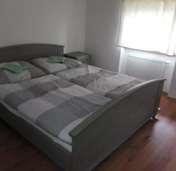 Majatalo Penzión Petrov Grunt