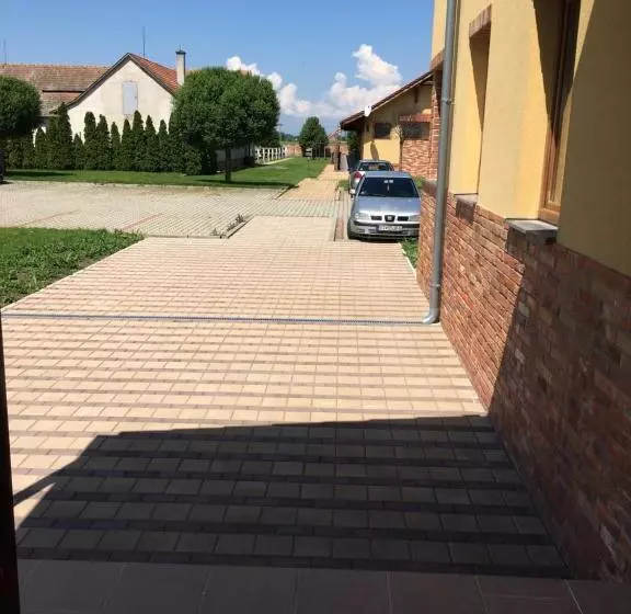 Majatalo Penzión Petrov Grunt