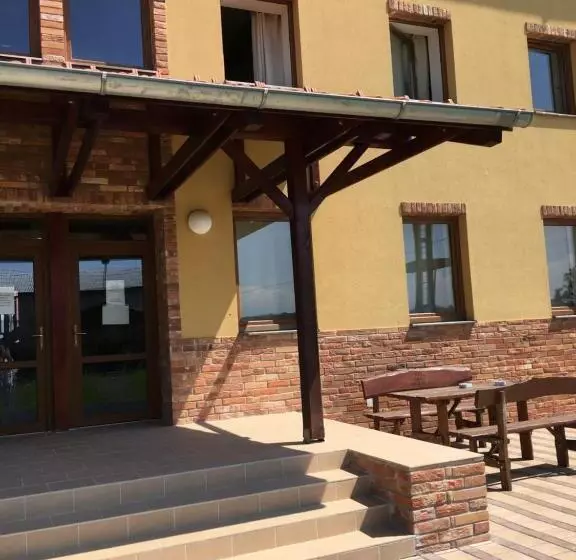 Majatalo Penzión Petrov Grunt