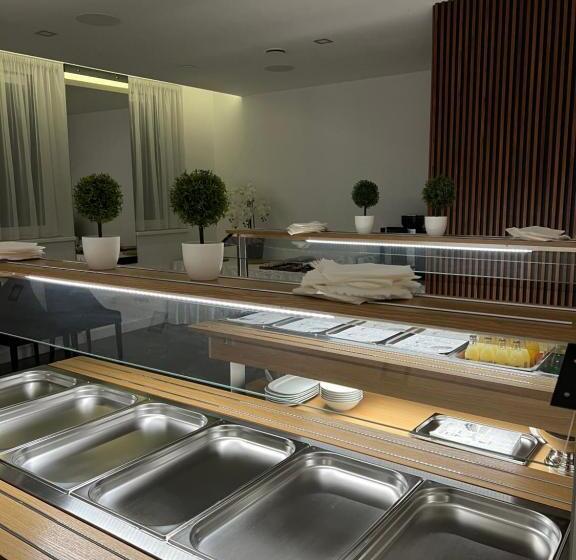 ペンション Penzion Moto