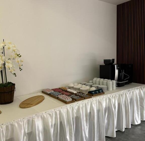 膳宿费 Penzion Moto