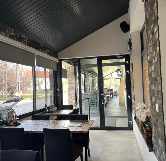 膳宿费 Penzion Moto