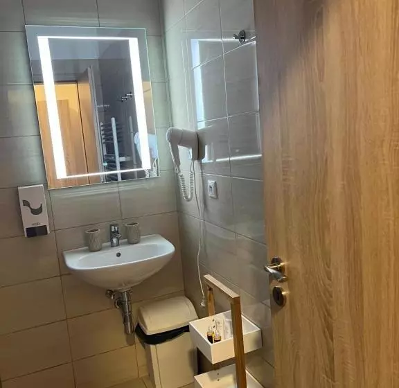 Majatalo Penzion Moto