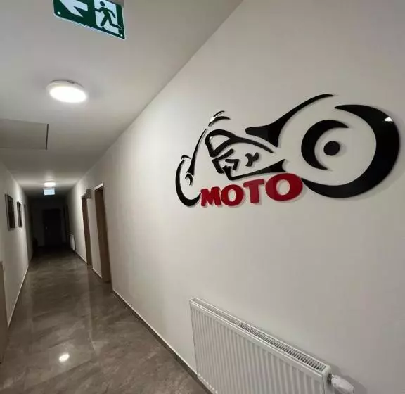 Majatalo Penzion Moto