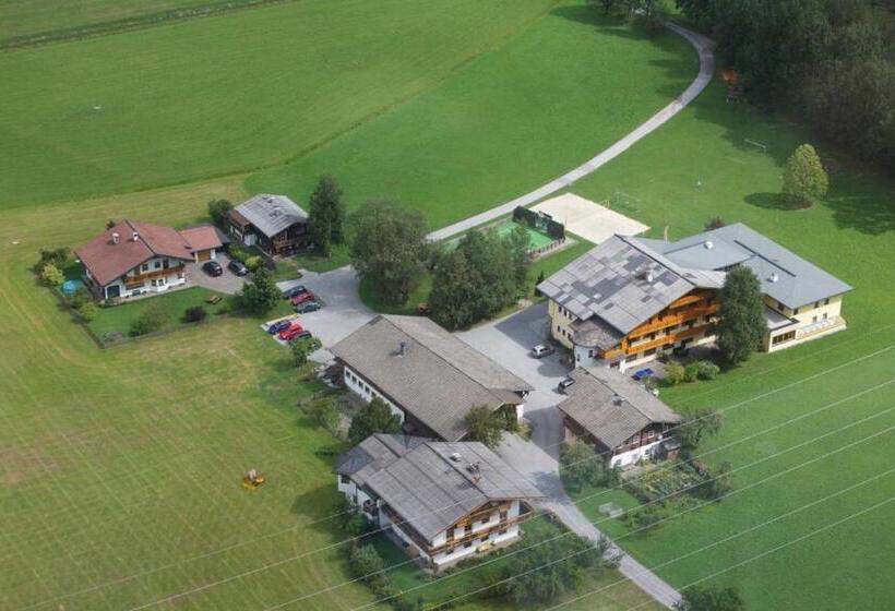 ペンション Room In Apartment Ferienhaus Kahr Appartment Rosbrand