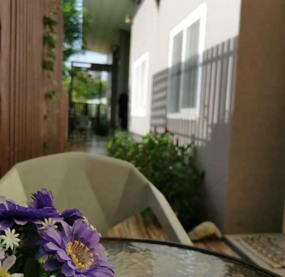 Albergue De​ Lanta Place