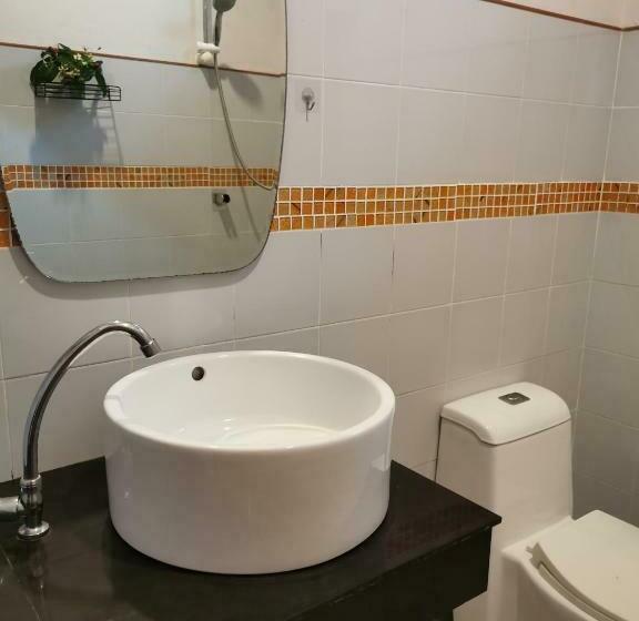 Schronisko De​ Lanta Place