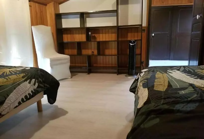 Aamiaismajoitus (B&B) La Boulzane