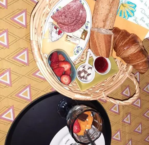 ベッドアンドブレックファースト Notre Village Papillon Bed&breakfast