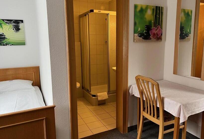 مبيت وإفطار Pension Sternen