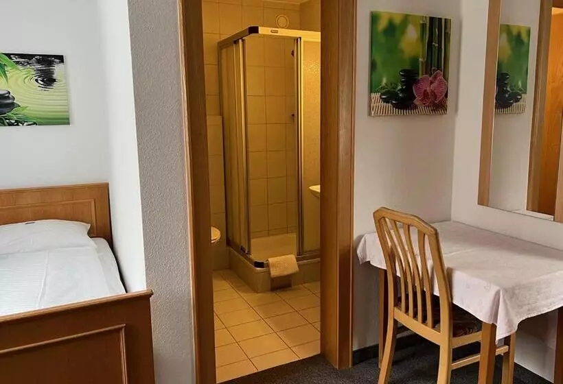 ベッドアンドブレックファースト Pension Sternen