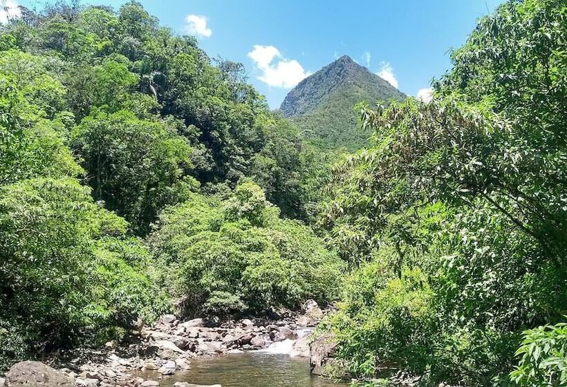 Hostel E Pousada Vale Mirante Da Rocha