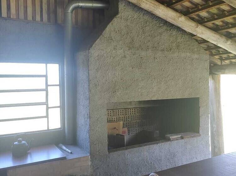 Hostel E Pousada Vale Mirante Da Rocha