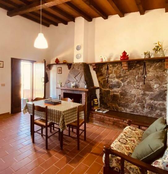 ホテル Agriturismo “sterrati”