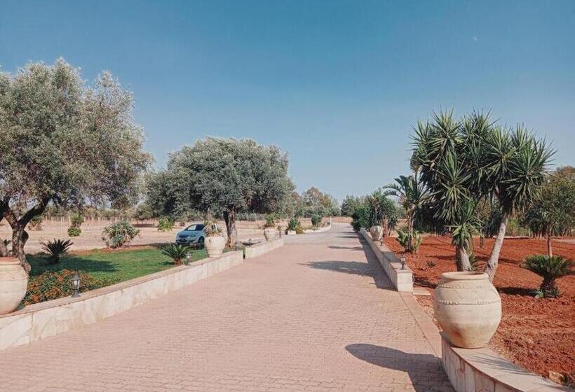 هتل Il Casale Colle San Pietro