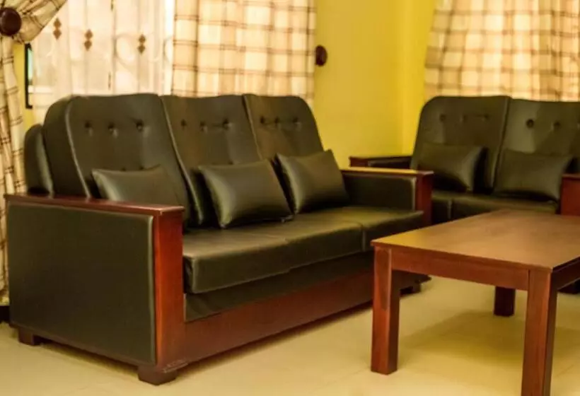 Hotelli Randa Cottages Moshi