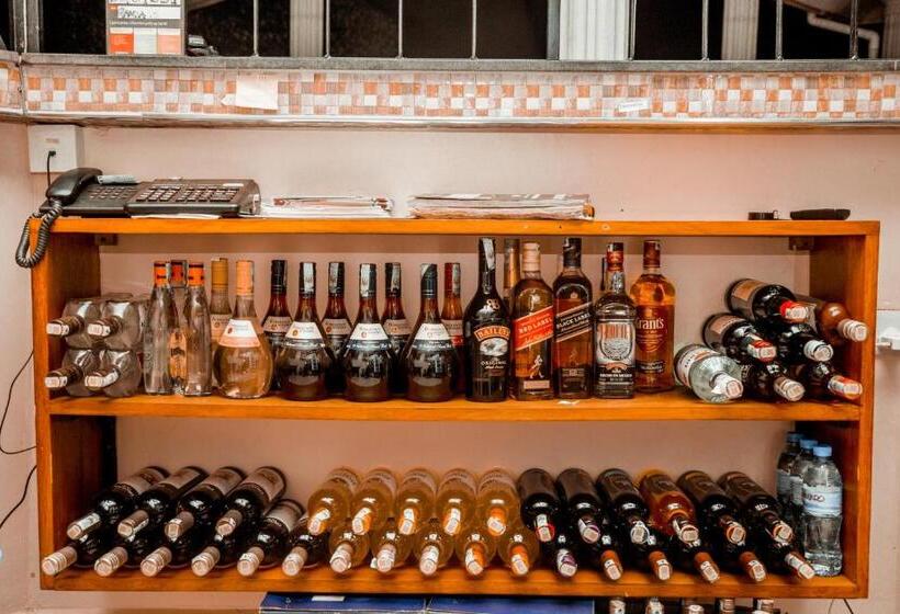 בית מלון כפרי Randa Cottages Moshi