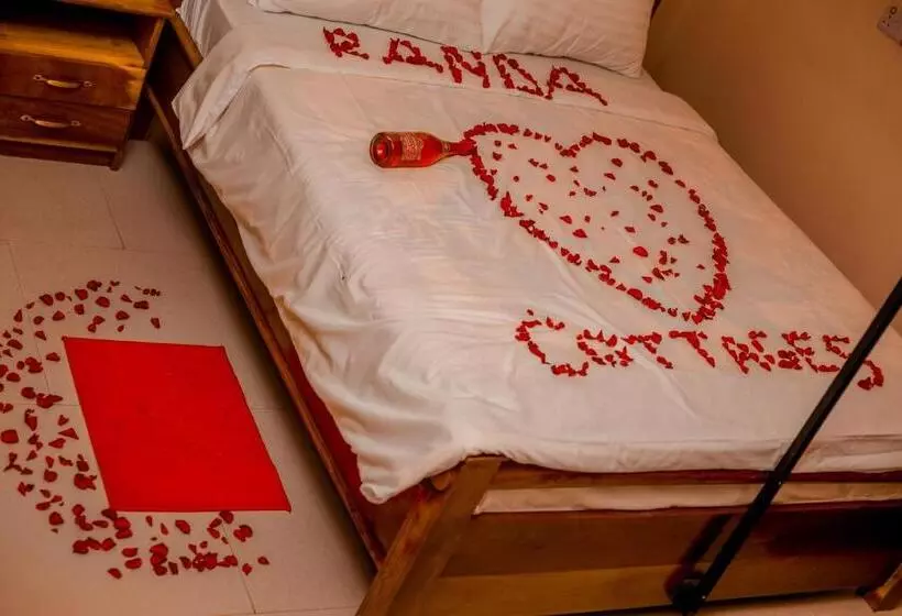 Hotelli Randa Cottages Moshi