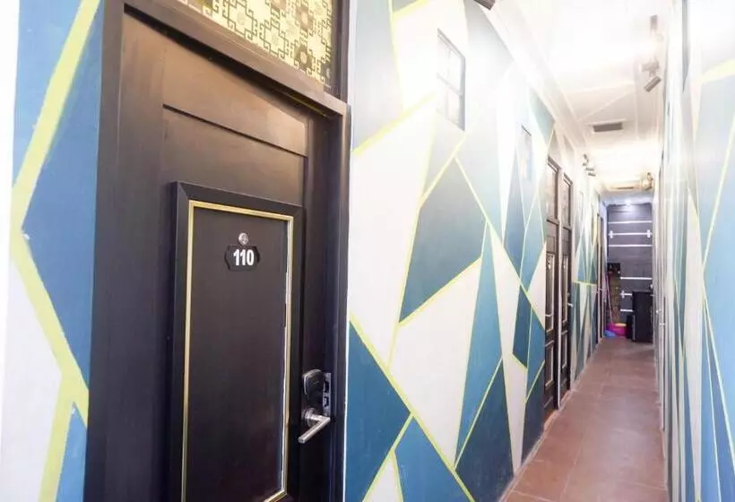 Hotelli Reddoorz @ Jalan Raya Baturaden 2