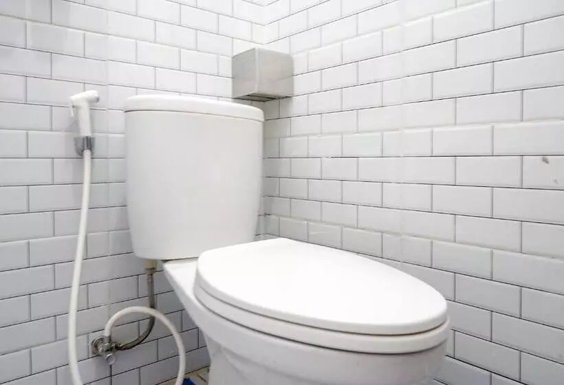 Hotelli Reddoorz @ Jalan Raya Baturaden 2