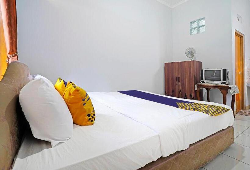 Hotel Spot On 91469 Pondok Pelita