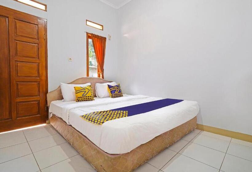 Hotel Spot On 91469 Pondok Pelita