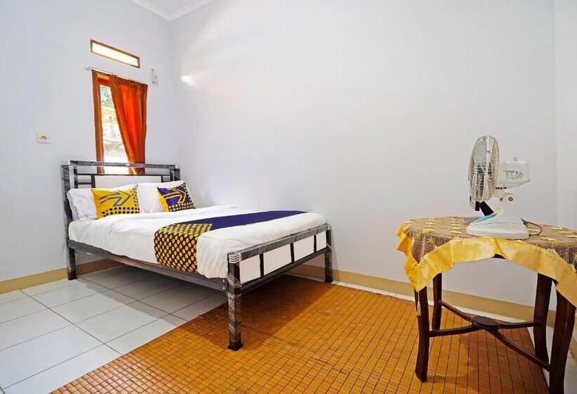 Hotel Spot On 91469 Pondok Pelita