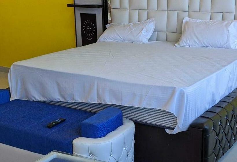 ホテル Spot On Pozz