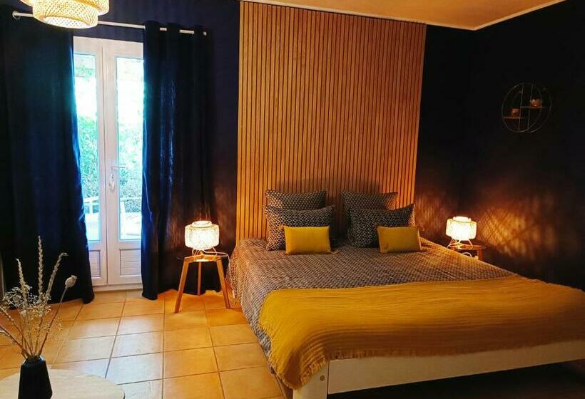 Пансион Chambre D Hôtes De Charme, A Nosté M&p