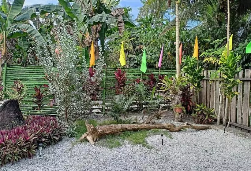 ペンション Jodels Paradise