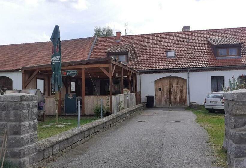 פנסיון Penzion Na Zámostí Malenice