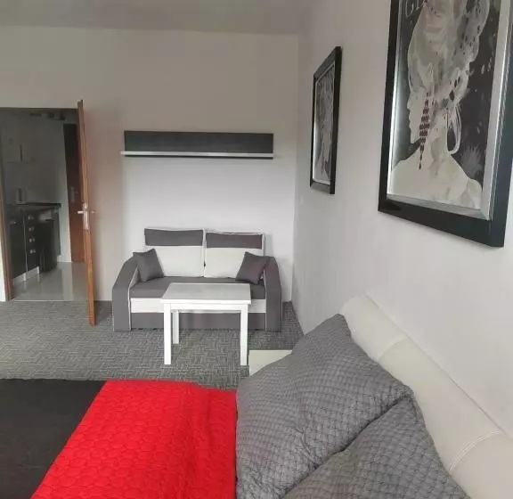 Majatalo Penzion Hradek