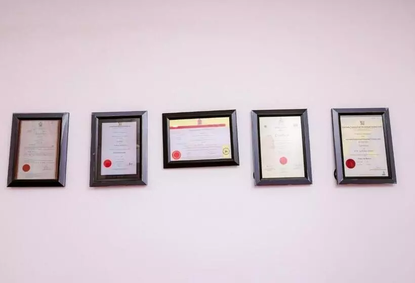 ペンション Savenndra