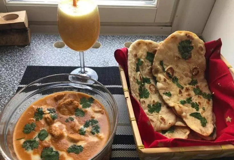 ペンション Savenndra