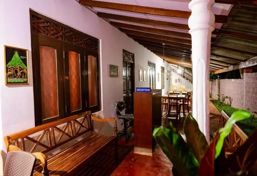 ペンション Savenndra