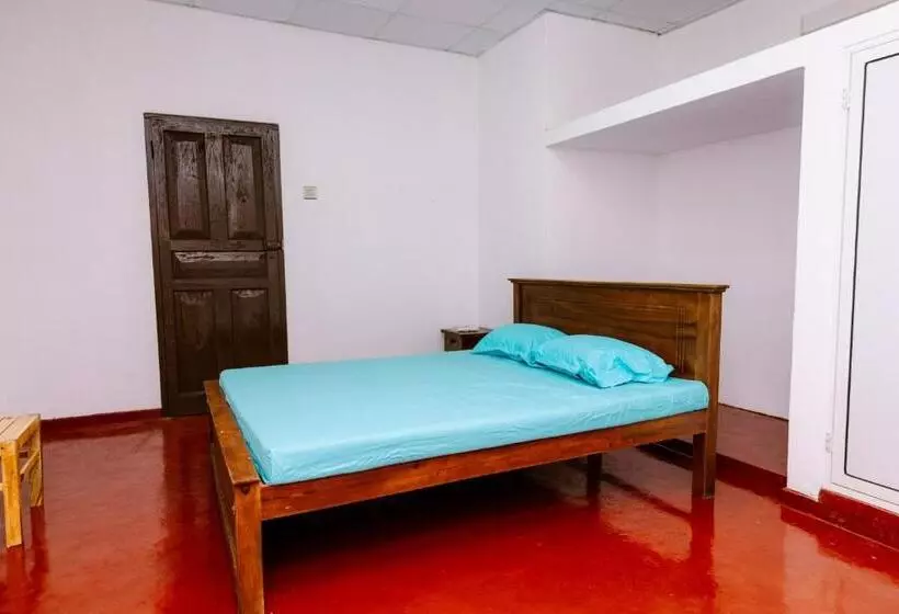 ペンション Savenndra