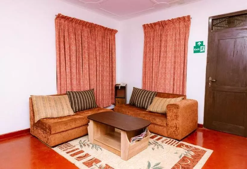 ペンション Savenndra