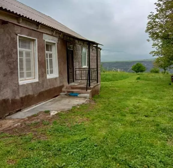 ペンション Tsatʼer Guest House