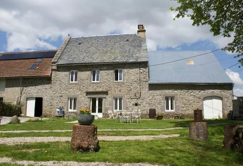 ベッドアンドブレックファースト Chez De Vergne