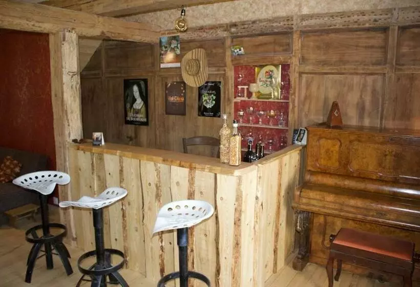 ベッドアンドブレックファースト Chez De Vergne