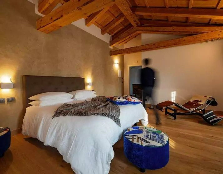 Aamiaismajoitus (B&B) Corte Degli Ostinati