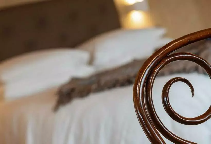 Aamiaismajoitus (B&B) Corte Degli Ostinati