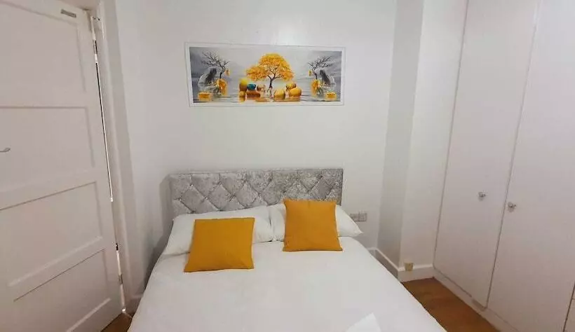 Aamiaismajoitus (B&B) Marahomes