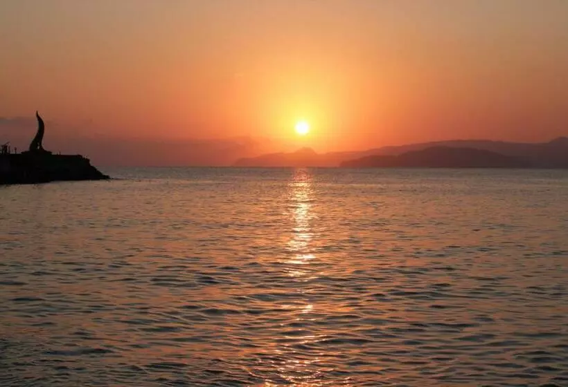 هتل Kitro Beach