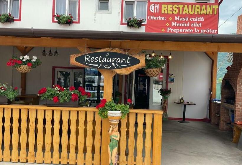 汽车旅馆 La Maria