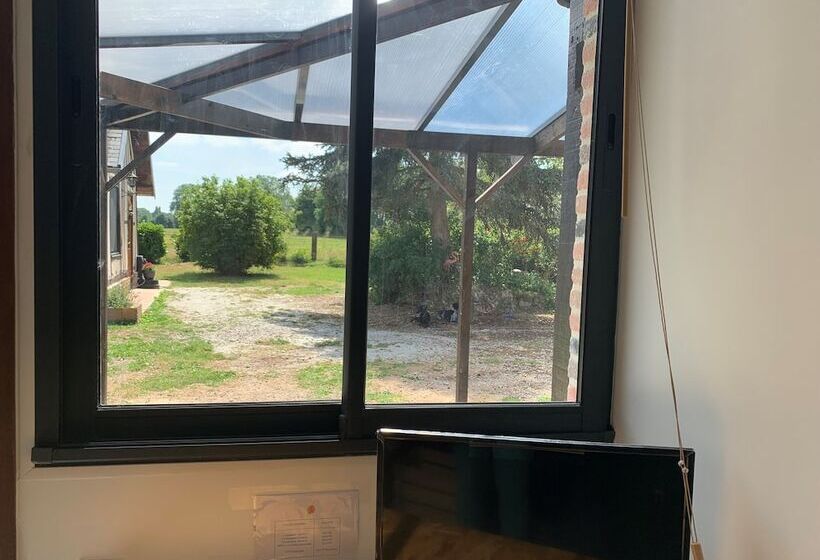 膳宿费 La Villa Qui A Du Chien